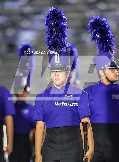 Thumbnail 2 in Warren vs Brennan photogallery.