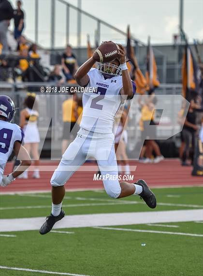 Thumbnail 2 in Warren vs Brennan photogallery.