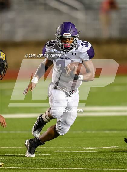 Thumbnail 1 in Warren vs Brennan photogallery.