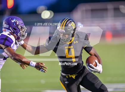 Thumbnail 3 in Warren vs Brennan photogallery.
