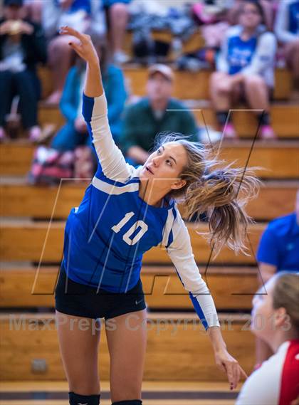 Thumbnail 1 in Tolland @ Ledyard photogallery.
