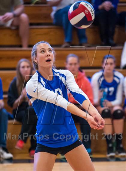 Thumbnail 1 in Tolland @ Ledyard photogallery.
