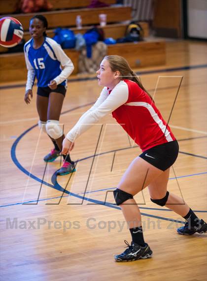 Thumbnail 3 in Tolland @ Ledyard photogallery.
