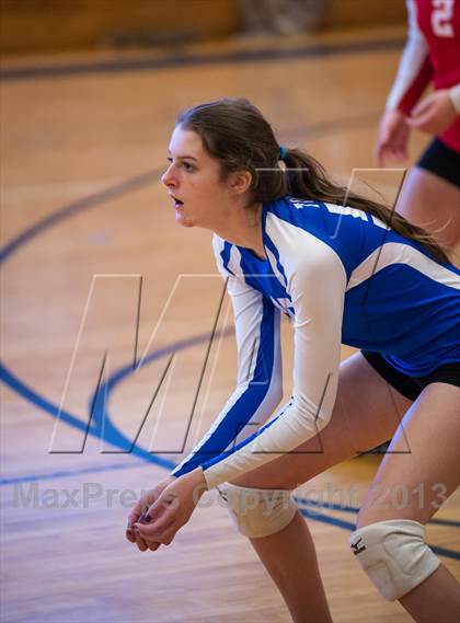 Thumbnail 1 in Tolland @ Ledyard photogallery.