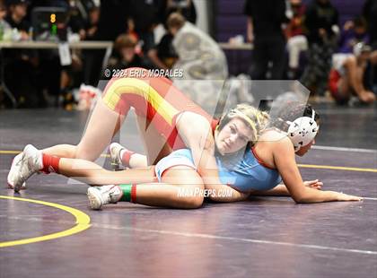Thumbnail 3 in CIFSDS Div II Championship photogallery.