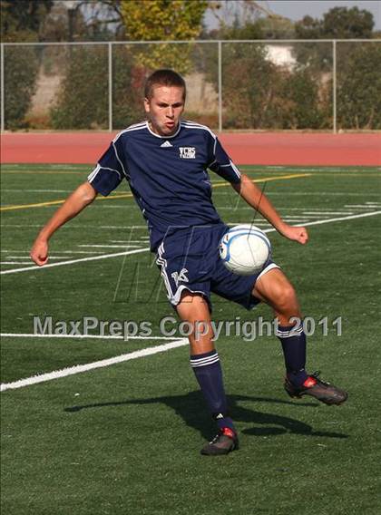 Thumbnail 2 in Vacaville Christian vs. Encina Prep (CIF SJS D6 Final) photogallery.