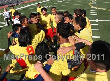 Thumbnail 3 in Vacaville Christian vs. Encina Prep (CIF SJS D6 Final) photogallery.