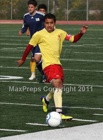 Thumbnail 2 in Vacaville Christian vs. Encina Prep (CIF SJS D6 Final) photogallery.
