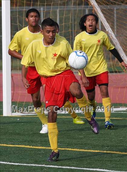 Thumbnail 1 in Vacaville Christian vs. Encina Prep (CIF SJS D6 Final) photogallery.