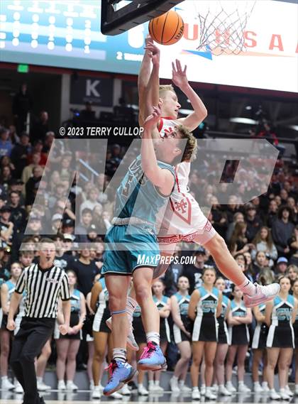 Thumbnail 3 in Canyon View vs. Manti (UHSAA 3A Quarterfinal) photogallery.