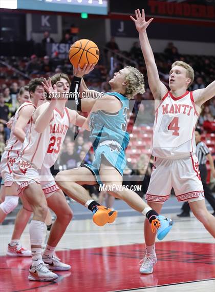 Thumbnail 2 in Canyon View vs. Manti (UHSAA 3A Quarterfinal) photogallery.