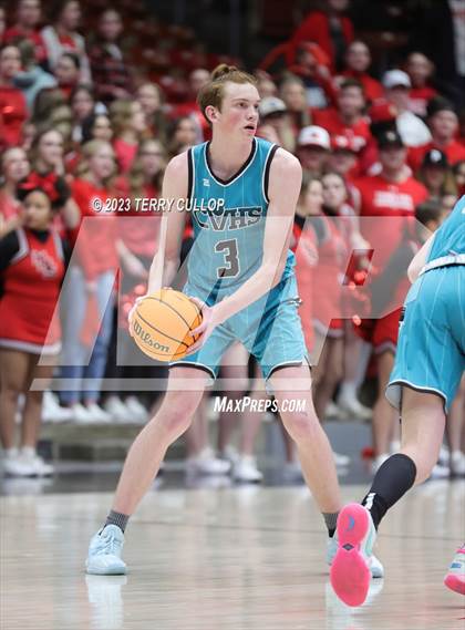 Thumbnail 2 in Canyon View vs. Manti (UHSAA 3A Quarterfinal) photogallery.