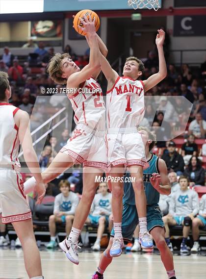 Thumbnail 1 in Canyon View vs. Manti (UHSAA 3A Quarterfinal) photogallery.