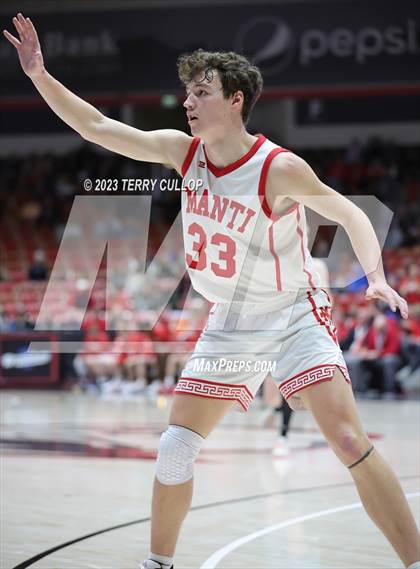 Thumbnail 2 in Canyon View vs. Manti (UHSAA 3A Quarterfinal) photogallery.