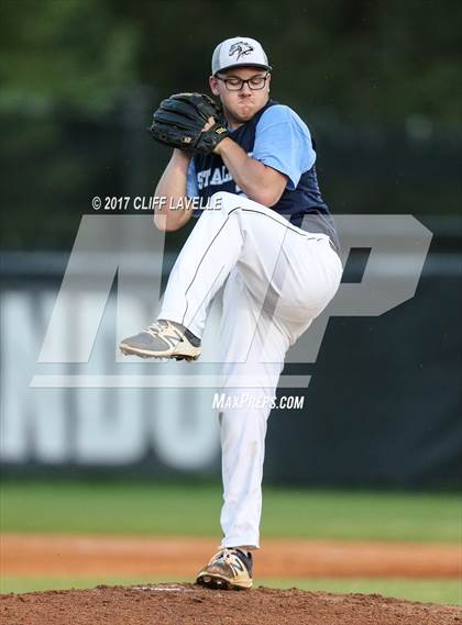 Thumbnail 2 in Queens Grant vs Wando (Hanahan Invitational Tournament) photogallery.