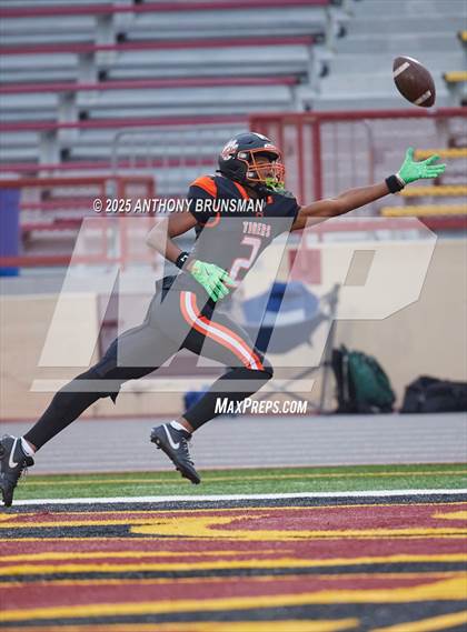 Thumbnail 1 in East Union vs. Roseville (CIF SJS D4 Final) photogallery.