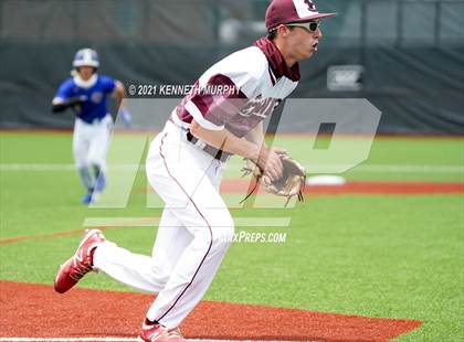 Thumbnail 3 in Corsicana vs Ennis (UIL 5A Quarterfinal Region 2&4) photogallery.