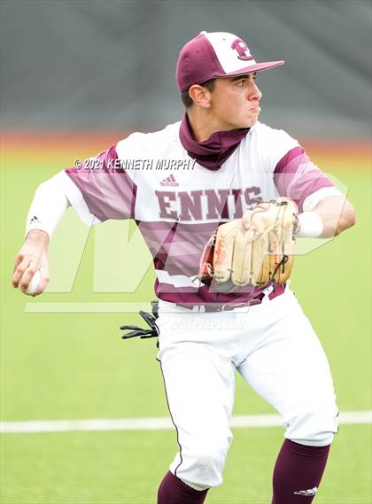 Thumbnail 3 in Corsicana vs Ennis (UIL 5A Quarterfinal Region 2&4) photogallery.