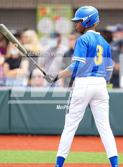 Thumbnail 3 in Corsicana vs Ennis (UIL 5A Quarterfinal Region 2&4) photogallery.