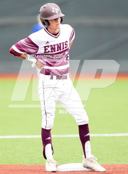 Thumbnail 3 in Corsicana vs Ennis (UIL 5A Quarterfinal Region 2&4) photogallery.