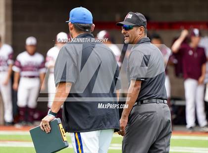 Thumbnail 1 in Corsicana vs Ennis (UIL 5A Quarterfinal Region 2&4) photogallery.