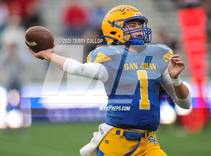 Thumbnail 1 in South Summit vs. San Juan (UHSAA 2A Final) photogallery.