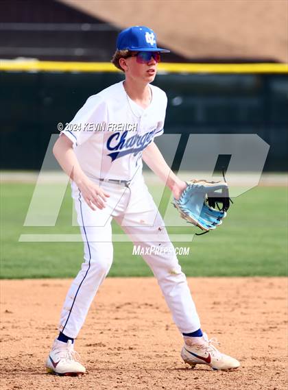 Thumbnail 2 in Cole Valley Christian vs. Regis (Coach Bob National Invitational) photogallery.