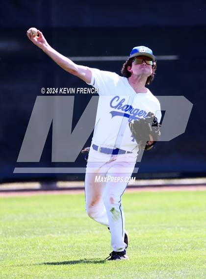 Thumbnail 2 in Cole Valley Christian vs. Regis (Coach Bob National Invitational) photogallery.