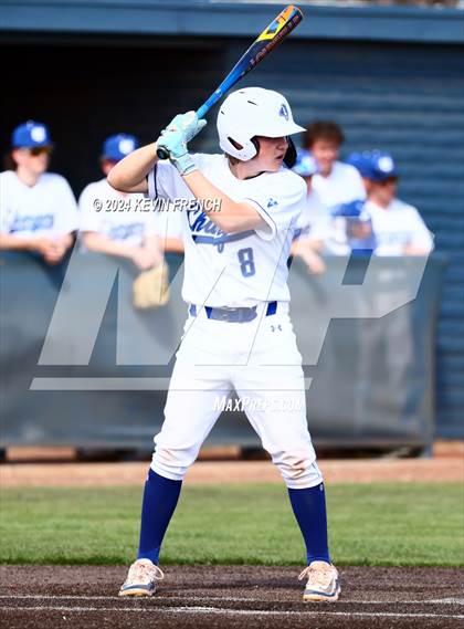 Thumbnail 2 in Cole Valley Christian vs. Regis (Coach Bob National Invitational) photogallery.