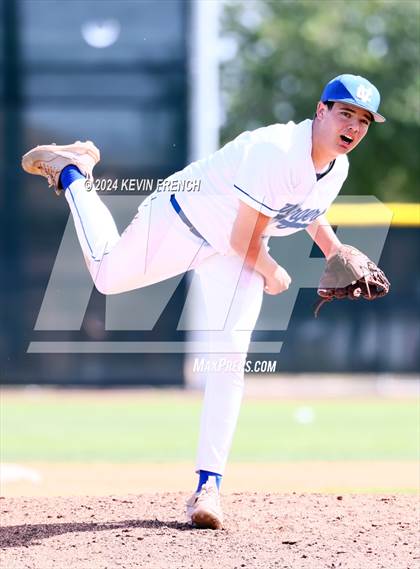 Thumbnail 1 in Cole Valley Christian vs. Regis (Coach Bob National Invitational) photogallery.