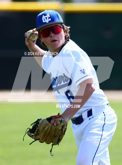 Thumbnail 2 in Cole Valley Christian vs. Regis (Coach Bob National Invitational) photogallery.