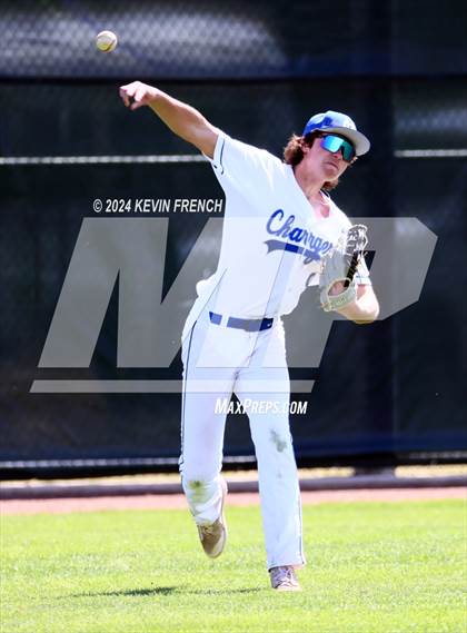 Thumbnail 3 in Cole Valley Christian vs. Regis (Coach Bob National Invitational) photogallery.