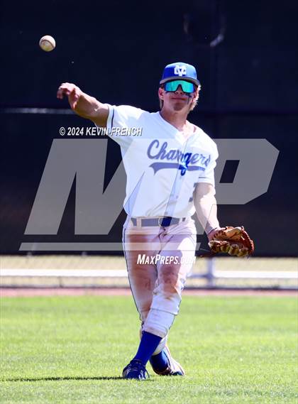 Thumbnail 3 in Cole Valley Christian vs. Regis (Coach Bob National Invitational) photogallery.