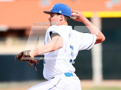 Thumbnail 2 in Cole Valley Christian vs. Regis (Coach Bob National Invitational) photogallery.