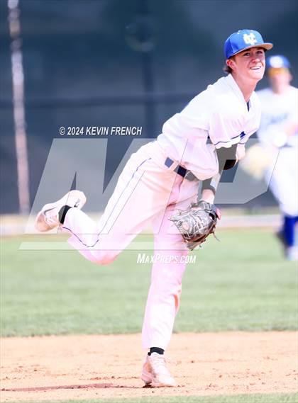 Thumbnail 1 in Cole Valley Christian vs. Regis (Coach Bob National Invitational) photogallery.