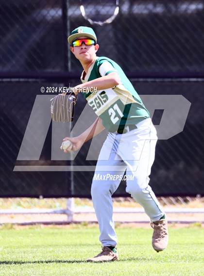 Thumbnail 2 in Cole Valley Christian vs. Regis (Coach Bob National Invitational) photogallery.