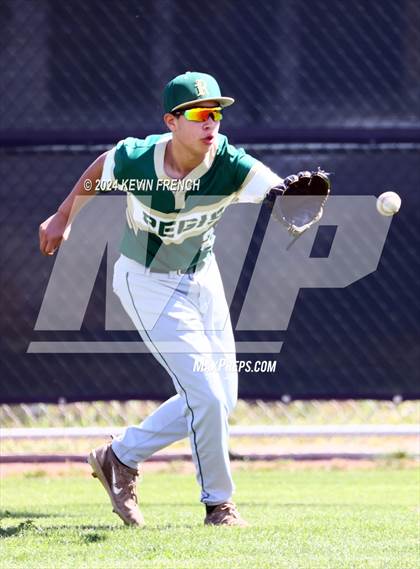 Thumbnail 1 in Cole Valley Christian vs. Regis (Coach Bob National Invitational) photogallery.