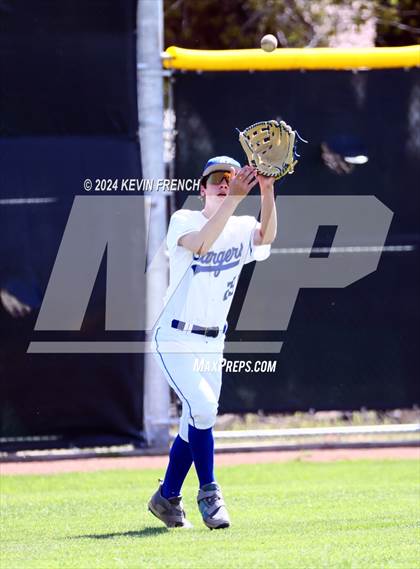 Thumbnail 2 in Cole Valley Christian vs. Regis (Coach Bob National Invitational) photogallery.
