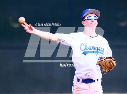 Thumbnail 1 in Cole Valley Christian vs. Regis (Coach Bob National Invitational) photogallery.