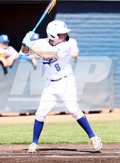 Thumbnail 2 in Cole Valley Christian vs. Regis (Coach Bob National Invitational) photogallery.