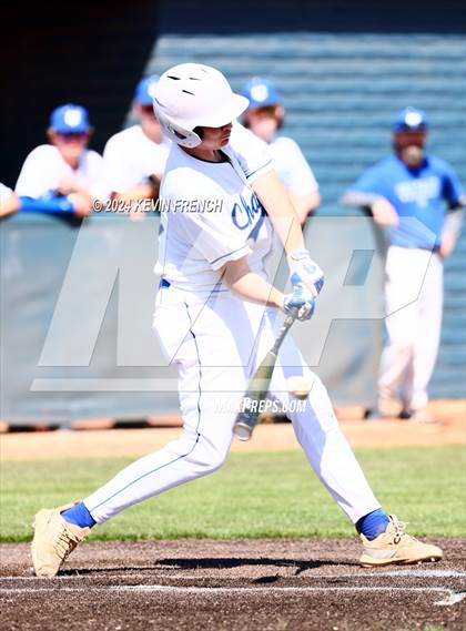 Thumbnail 2 in Cole Valley Christian vs. Regis (Coach Bob National Invitational) photogallery.