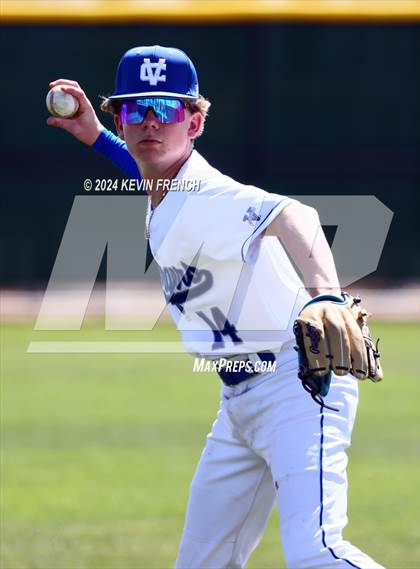 Thumbnail 2 in Cole Valley Christian vs. Regis (Coach Bob National Invitational) photogallery.