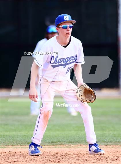 Thumbnail 2 in Cole Valley Christian vs. Regis (Coach Bob National Invitational) photogallery.