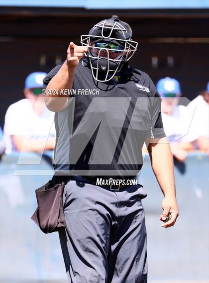 Thumbnail 1 in Cole Valley Christian vs. Regis (Coach Bob National Invitational) photogallery.