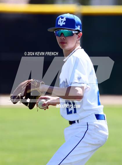 Thumbnail 2 in Cole Valley Christian vs. Regis (Coach Bob National Invitational) photogallery.