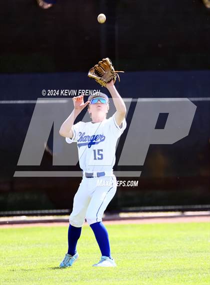 Thumbnail 3 in Cole Valley Christian vs. Regis (Coach Bob National Invitational) photogallery.