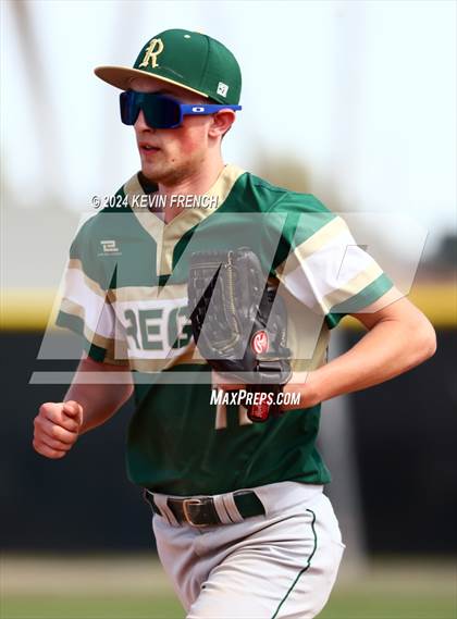 Thumbnail 1 in Cole Valley Christian vs. Regis (Coach Bob National Invitational) photogallery.