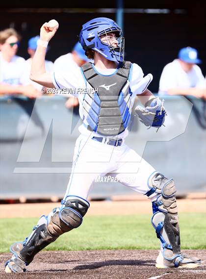 Thumbnail 2 in Cole Valley Christian vs. Regis (Coach Bob National Invitational) photogallery.