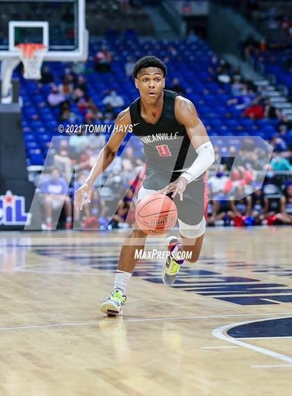 Thumbnail 1 in Westlake vs. Duncanville (UIL Class 6A Final) photogallery.
