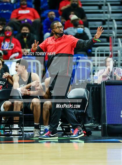 Thumbnail 2 in Westlake vs. Duncanville (UIL Class 6A Final) photogallery.